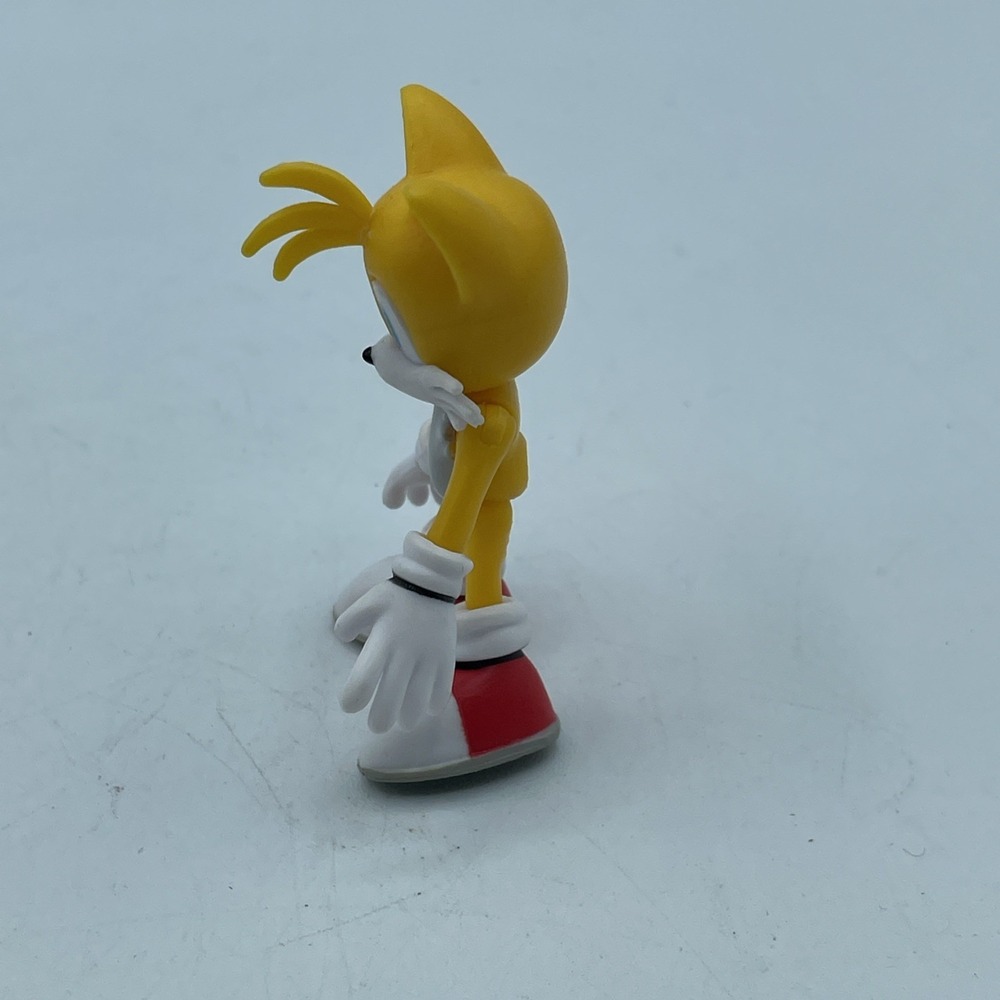 Sonic the Hedgehog Tails Poseable Jakks Action Figure 2.5" - Picture 4 of 8